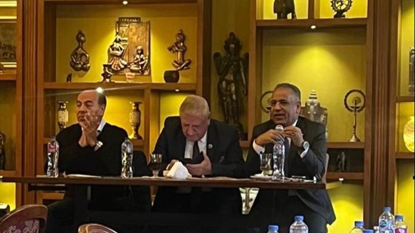 جانب من الندوة 