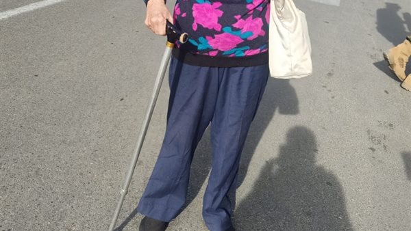  سيدة صاحبة ال 74