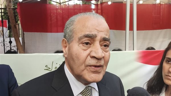 وزير التموين 