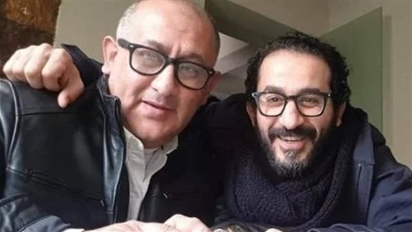 احمد حلمي وشقيقه