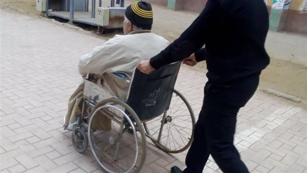 أحد الناخبين من ذوي