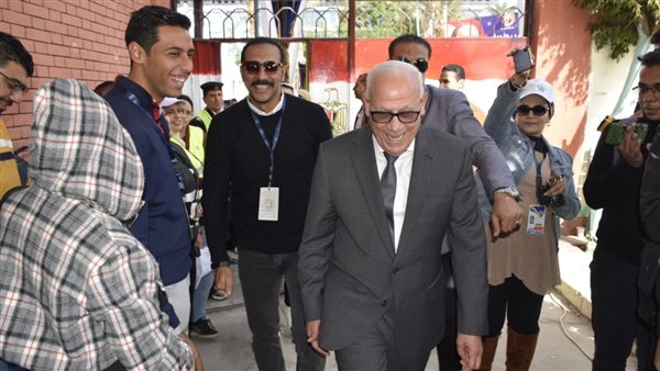 محافظ بورسعيد يتفقد