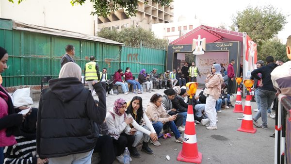 صورة من احدي اللجان