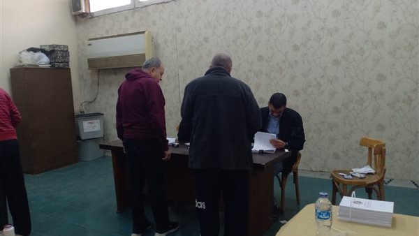 من احدي لجان محافظة