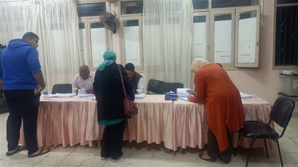 حضور عدد قليل من