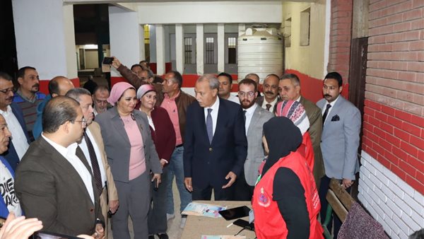 محافظ القليوبية يتفقد