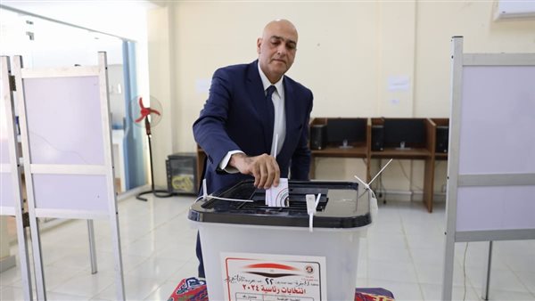  باسل رحمي خلال الإدلاء