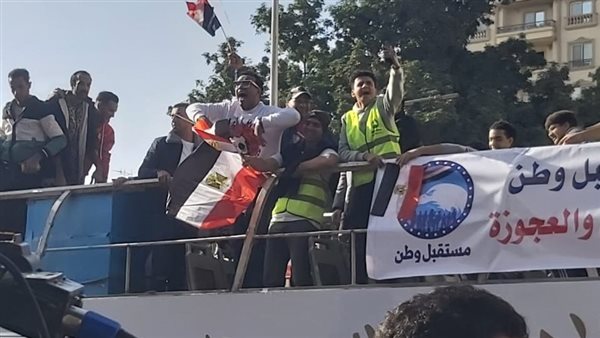 المطرب محمود الليثي