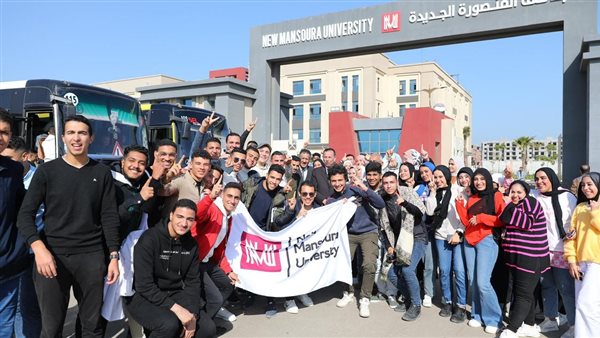 طلاب جامعة القاهرة