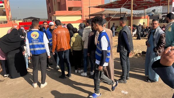 التوافد علي اللجان