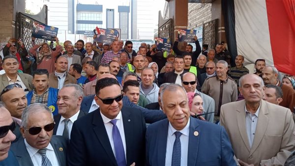  محافظ الدقهلية ووكيل