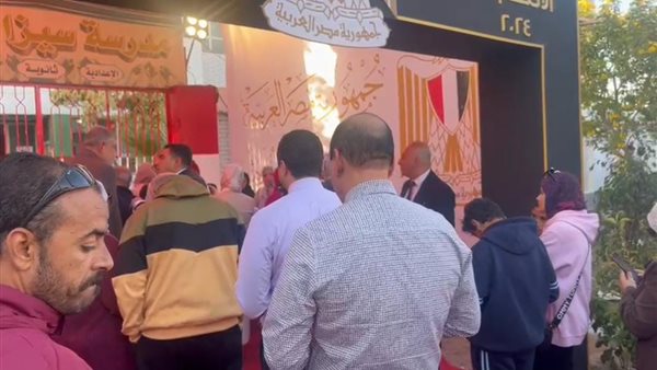 توافد الناخبين في