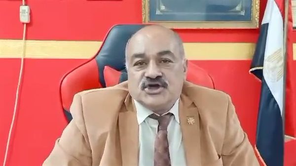 مدير مدرسة عباس العقاد