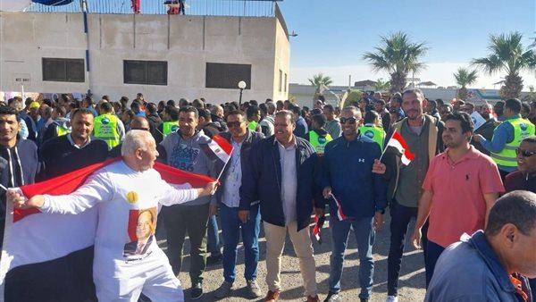  أهالي 6 أكتوبر يشاركون