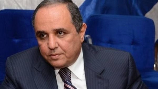 الدكتور محمد شوقي،