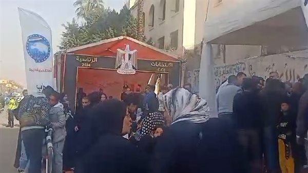 اقبال الناخبين أمام