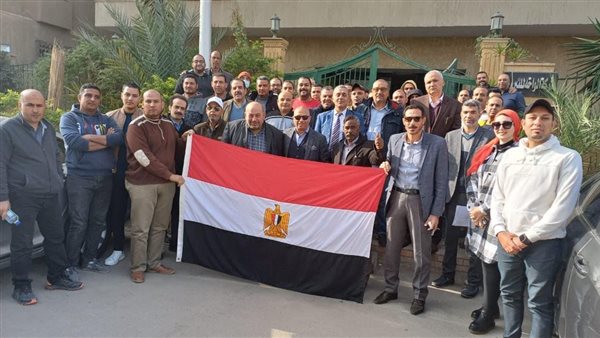 العاملين بالشركة