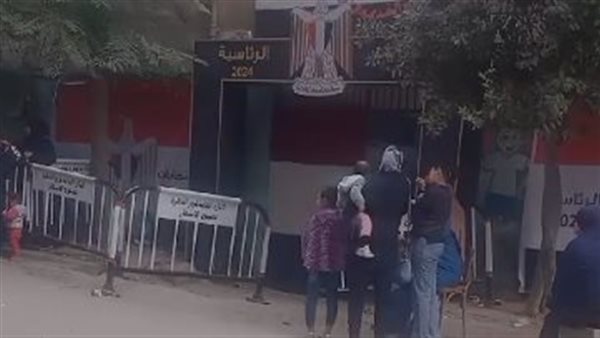 هدوء نسبي أمام اللجنة