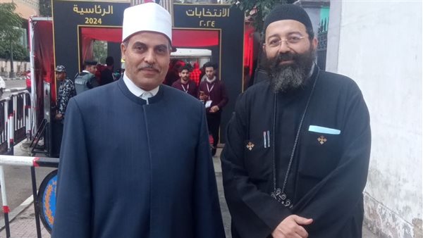  القس/ يوحنا يرافق