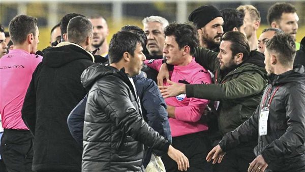 تعدي رئيس أنقرة على