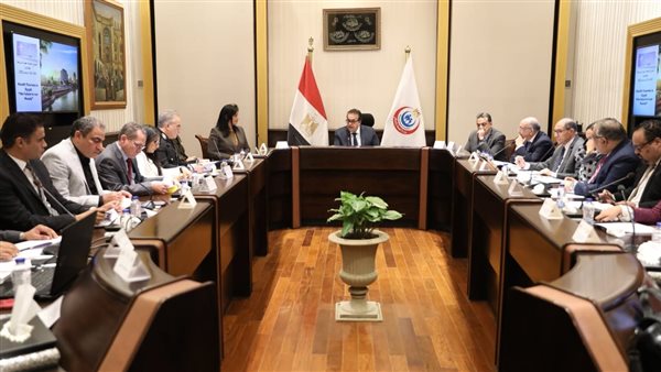  اجتماع اللجنة العليا