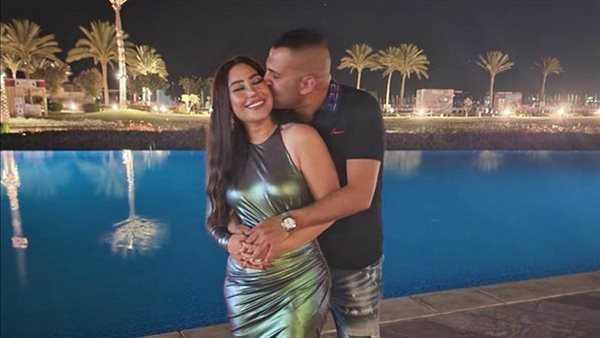 المطربة بوسي 