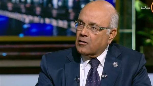 الدكتور محمد عطية