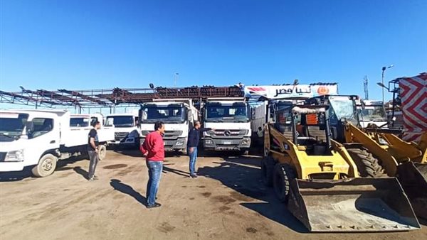 جانب من اصطفاف المعدات