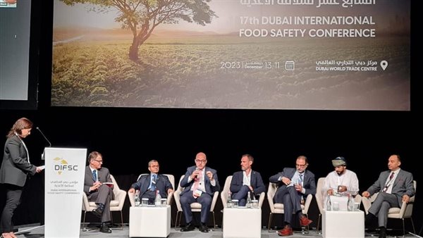 صورة من الحدث 