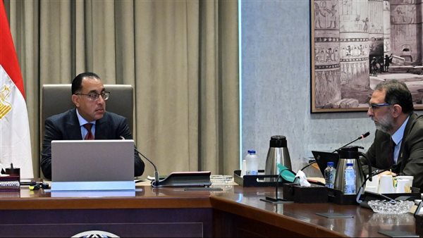 رئيس  الوزراء والدكتور