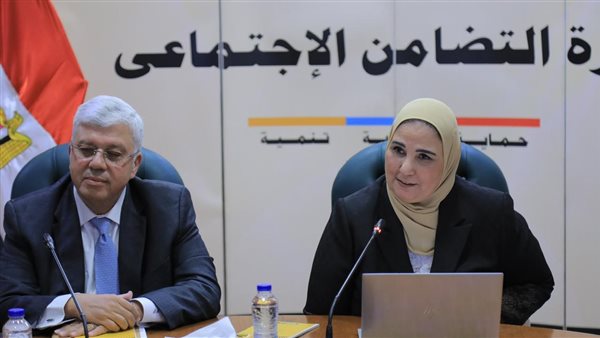  نيفين القباج  والدكتور