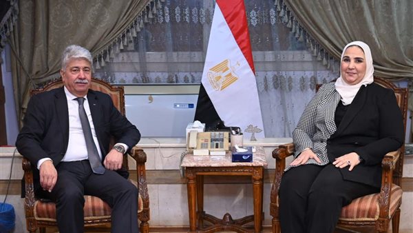 القباج تلتقي وزير