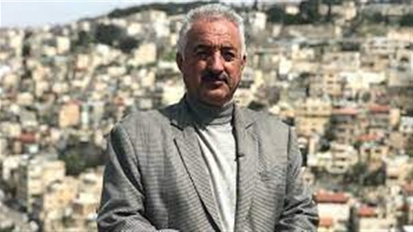  فخري أبو دياب، عضو