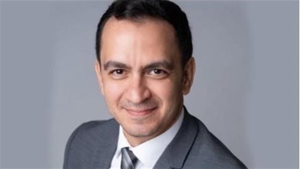  الدكتور حاتم سليمان