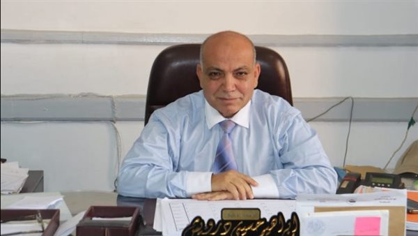 الدكتور إبراهيم درويش،