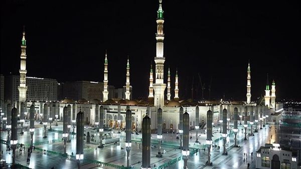 إنارة  شوارع المدينة