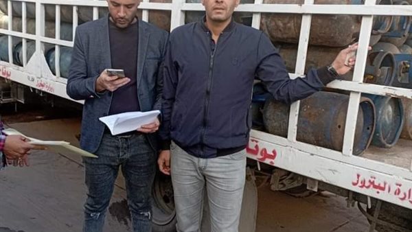 ضبط أسطوانات غاز