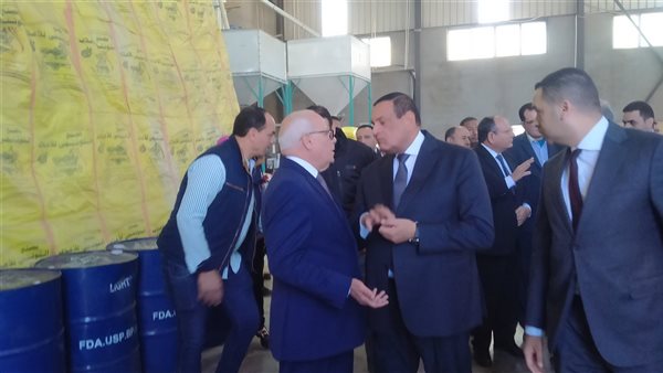 وزيرا التنمية المحلية