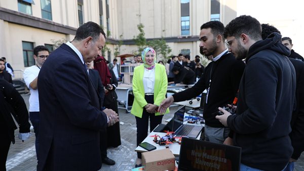 رئيس جامعة المنصورة