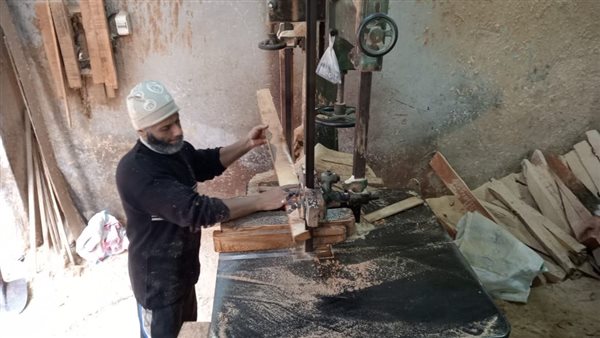 صناعة أخشاب الكافور