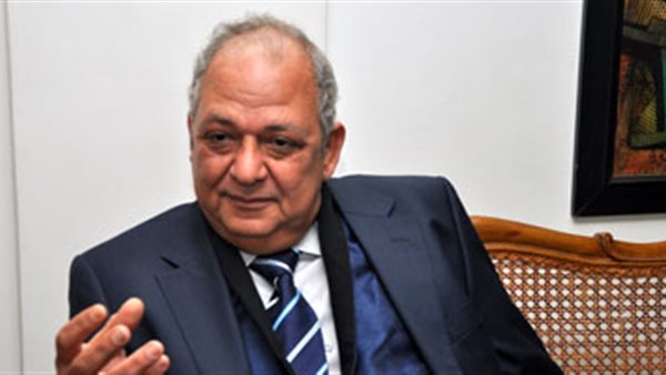  الدكتور سعيد توفيق