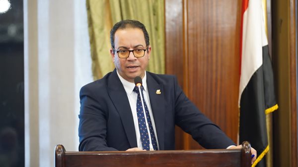  الدكتور جميل حلمي