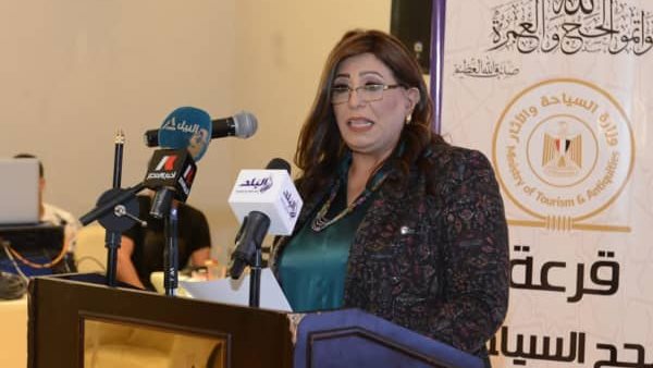 سامية سامي رئيس الإدارة