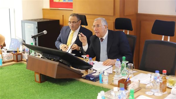  وزير الزراعة 