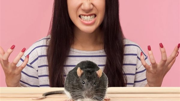 طالبة جامعية فى الصين