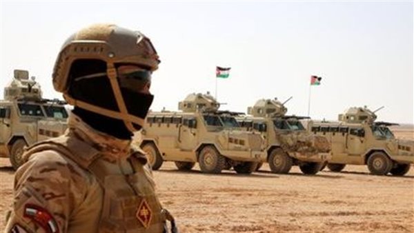 جنود وآليات للجيش