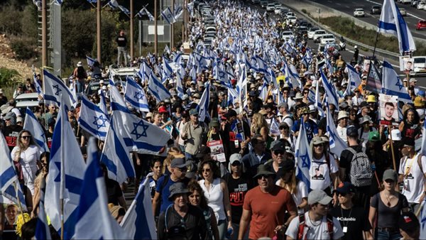 مسيرات سابقة لأهالي