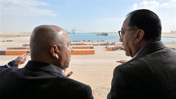 رئيس الوزراء يتفقد