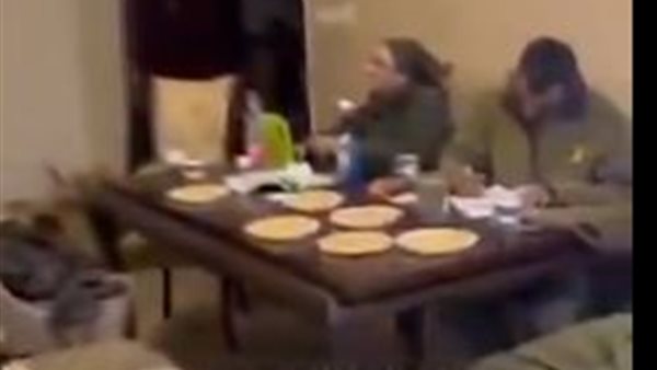 جانب من الفيديو 