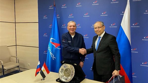 سفير مصر بموسكو يلتقي